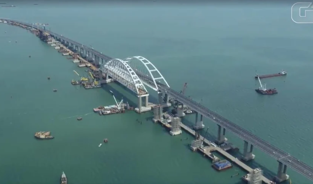 Rússia e China inauguram ponte que liga seus países e fortalecem laços